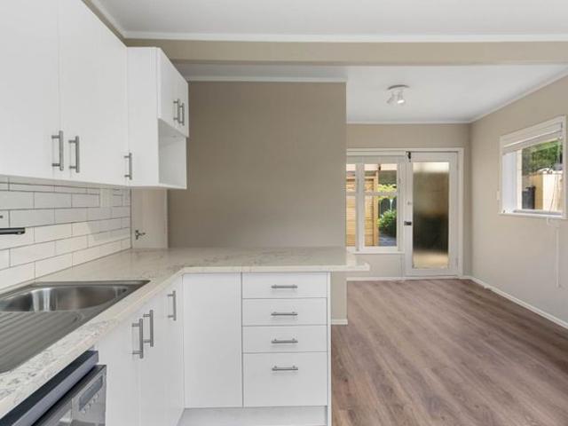 House for rent in Green Bay, Whau