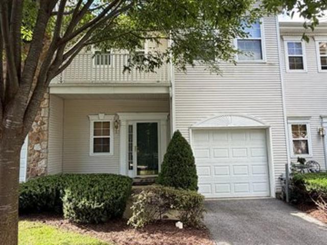 Townhouse for sale in Spring House Apartments, West Chester