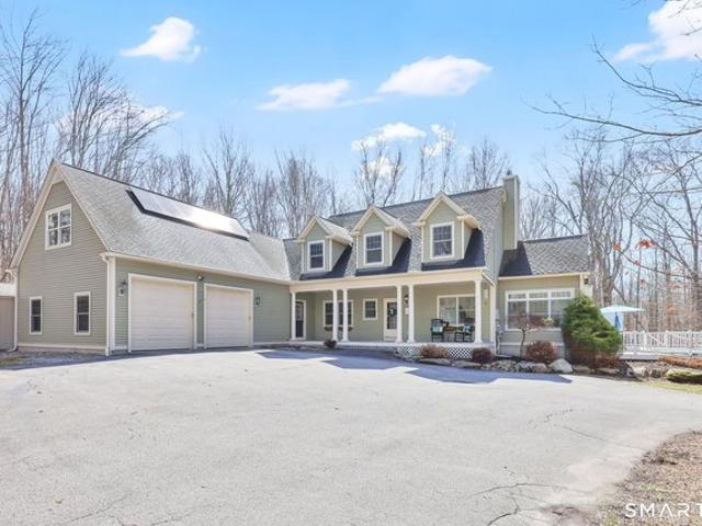 House for sale in Mansfield Center, Connecticut