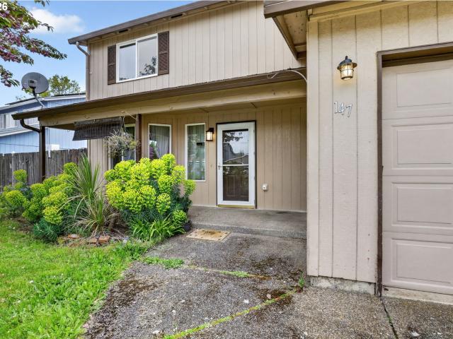 House for sale in Oregonia