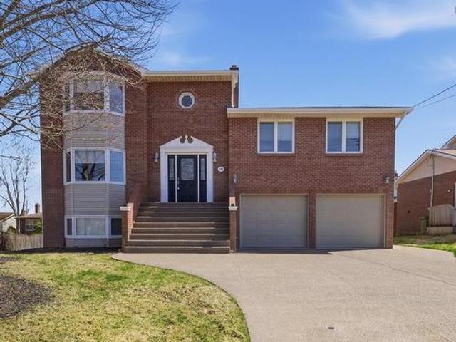 House for sale in Cole Harbour, Nova Scotia