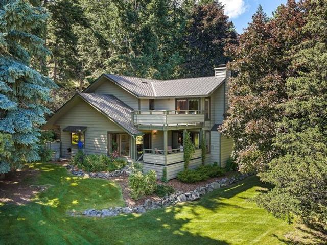 House for sale in Bigfork, Montana