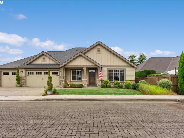 House for sale in Creswell