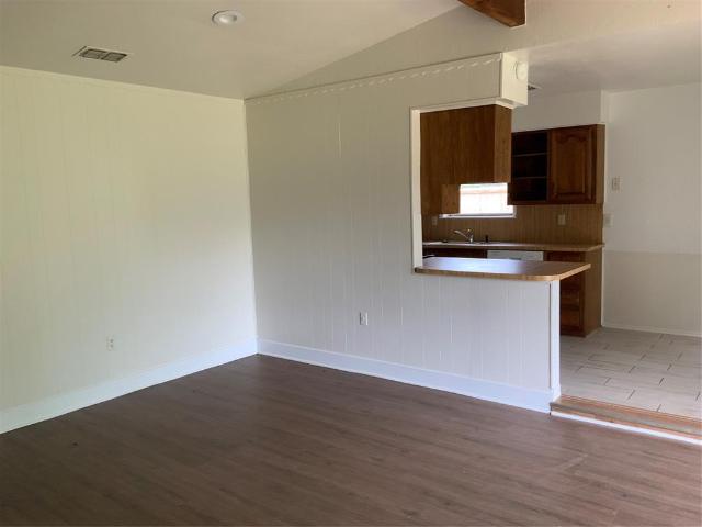 Property for rent in Jacksboro, Texas