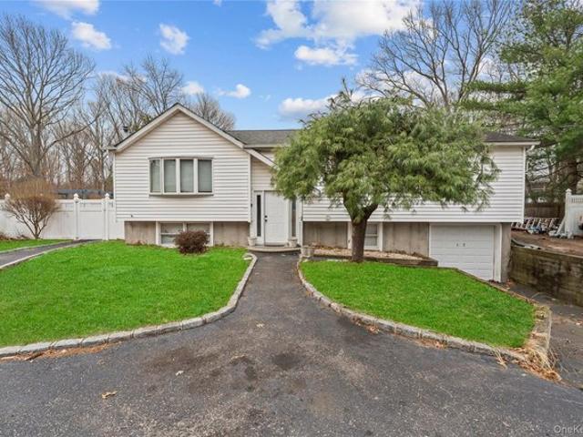 House for sale in Centereach, New York