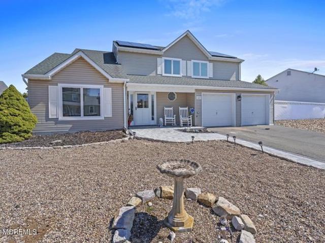 House for sale in Tuckerton, New Jersey