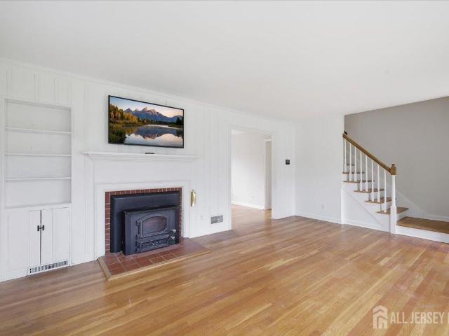 House for sale in Lebanon, New Jersey