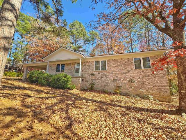 House for sale in Ark