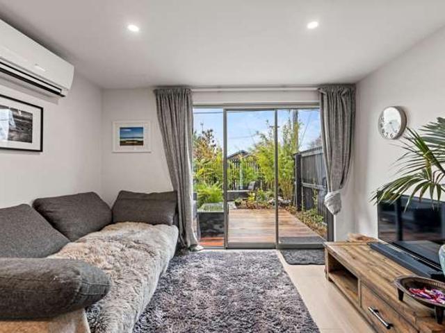 House for sale in Saint Albans, Canterbury