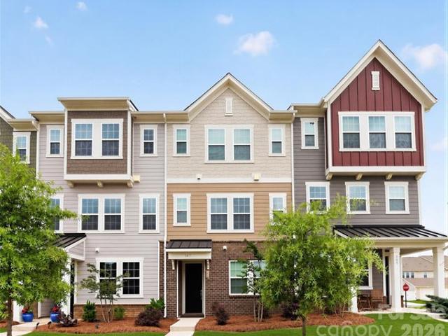 Townhouse for sale in Fort Mill, South Carolina