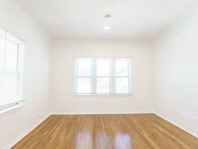 Apartment for rent in Beverly Hills, California