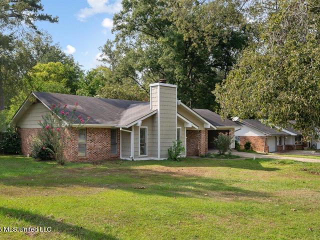 House for sale in Forest, Scott County