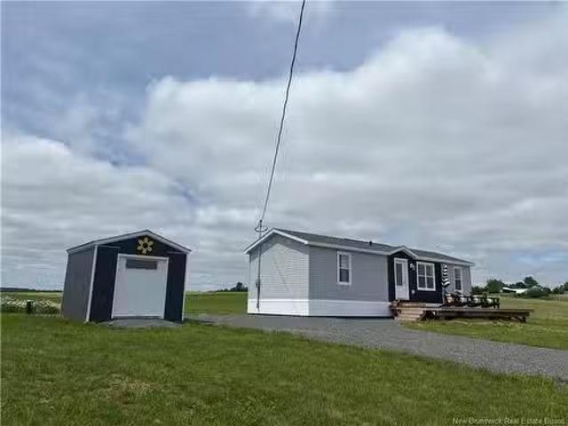 House for sale in Queenstown, New Brunswick