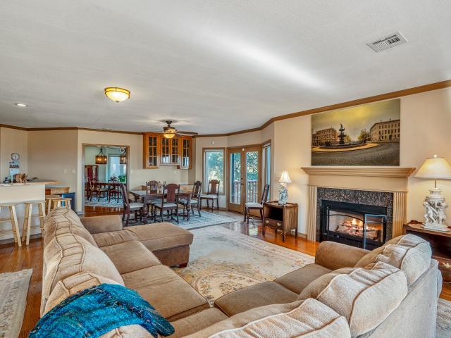House for sale in White Rock
