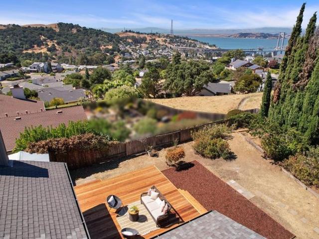 House for sale in Crockett, California