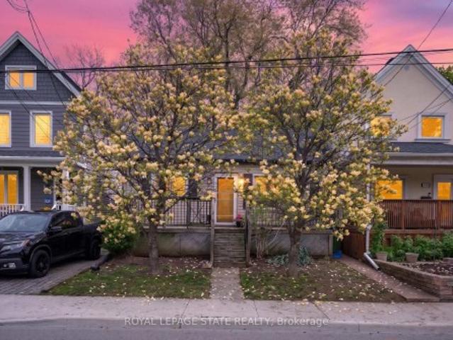 House for sale in Ancaster, Ontario