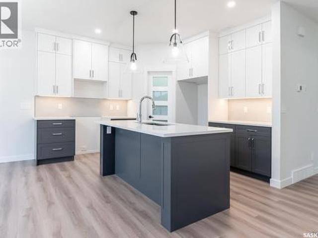 House for sale in Saskatoon, Saskatchewan