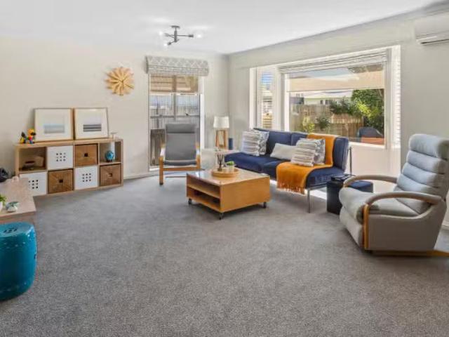 House for sale in Days Bay, Wellington