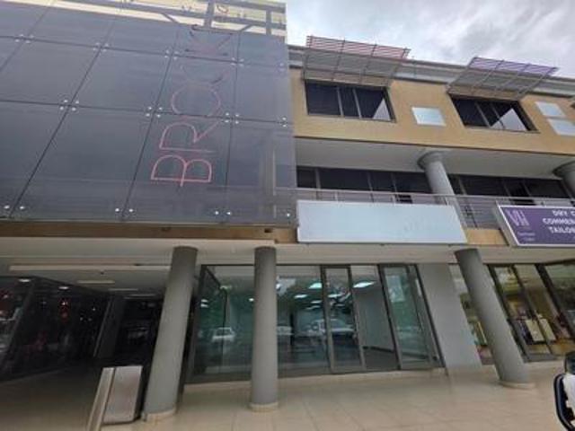 Commercial for rent in Waterkloof, Gauteng