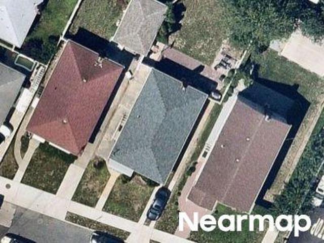 House for sale in Queens, Arverne