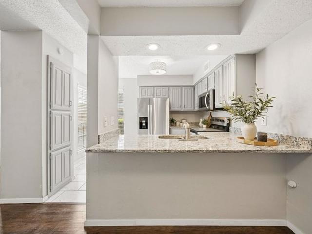 Condo for sale in Farmers Branch, Texas