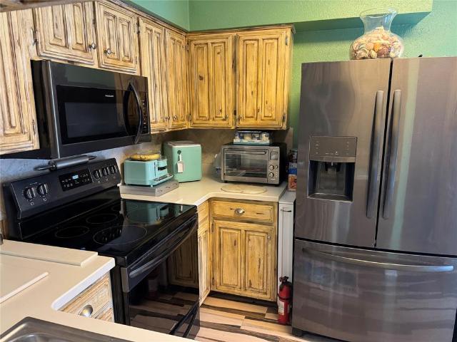 Condo for sale in Farmers Branch