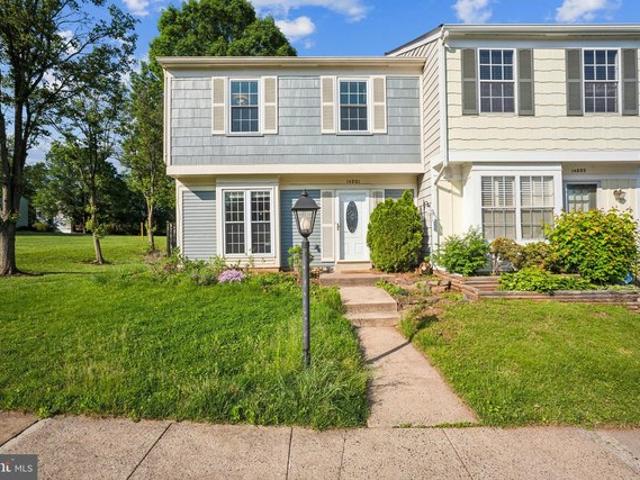 Townhouse for sale in Virginia