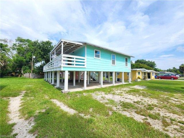 House for sale in Fort Myers, Florida