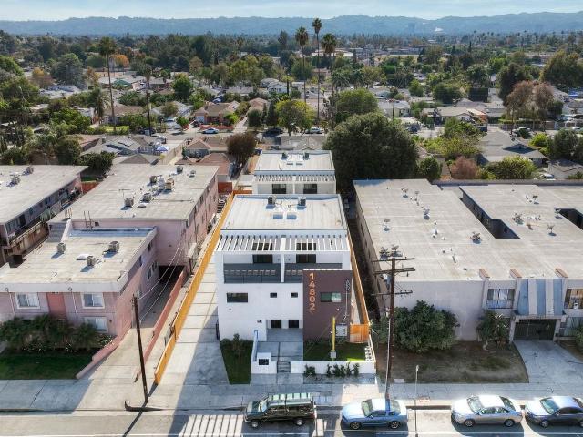 Apartment for rent in Canoga Park, California