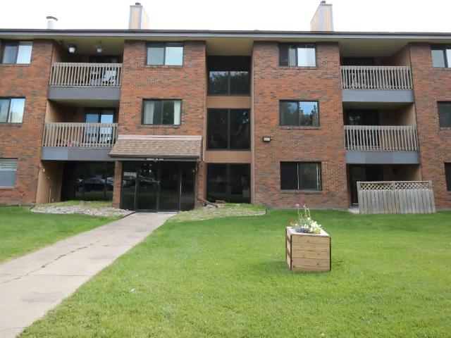 Condo for rent in Wedgewood, Alberta