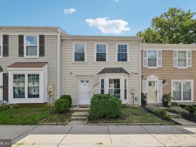 Townhouse for sale in Bowie, Maryland