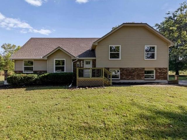 House for sale in Peculiar, Cass County