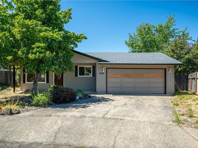 House for sale in Oregonia
