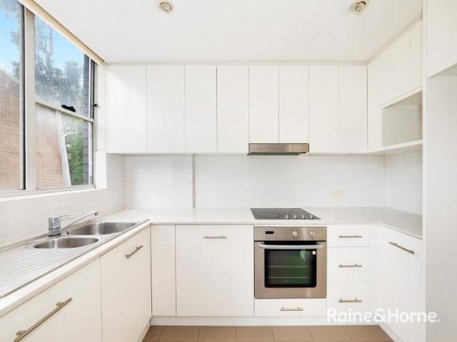 Granny Flat for rent in Centennial Square, Sydney
