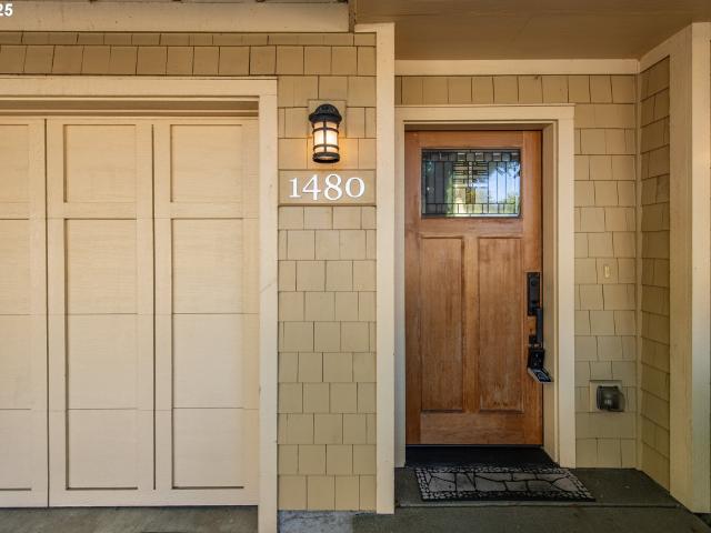 Condo for sale in Eugene