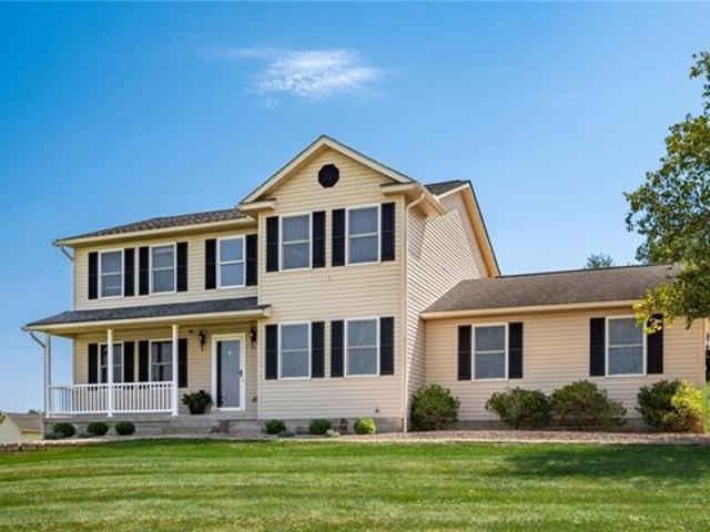 House for sale in New Concord, Ohio