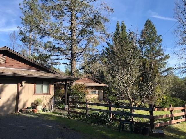 House for sale in Rogue River, Oregon