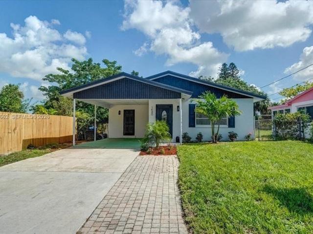 House for sale in Riviera Beach, Palm Beach County