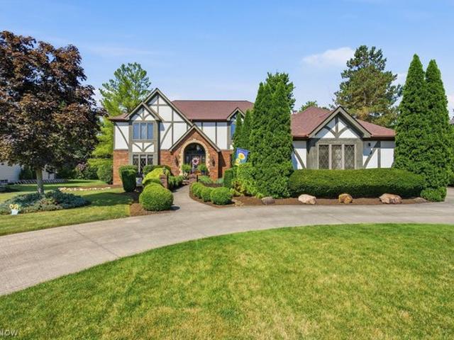 House for sale in Hinckley, Ohio