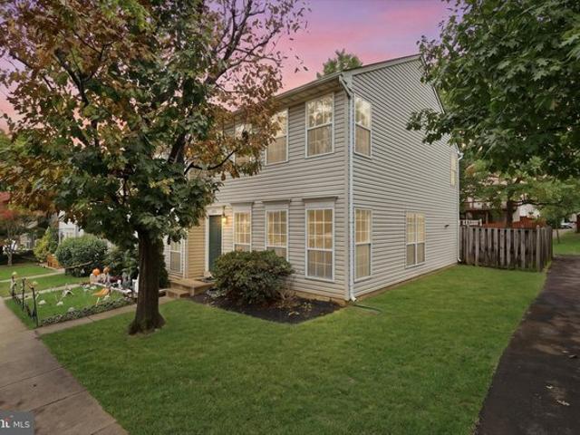 Townhouse for sale in Centreville, Fairfax County