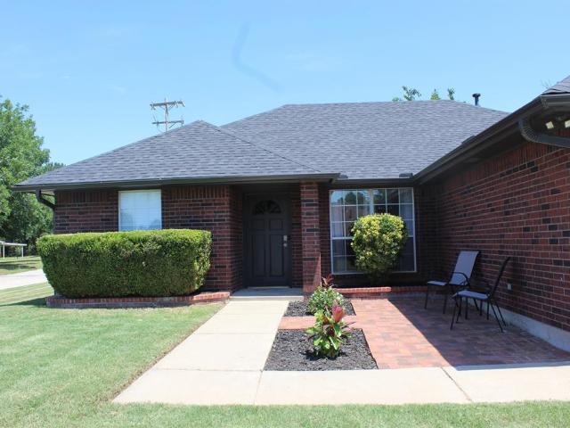 House for sale in Choctaw, Oklahoma