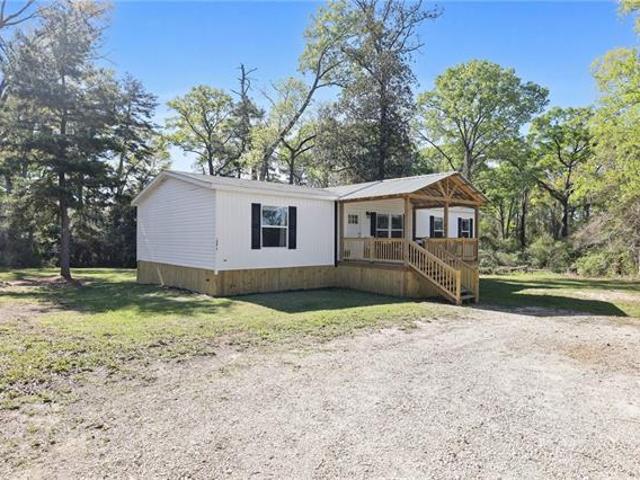 Property for sale in Greenwell Springs, Louisiana
