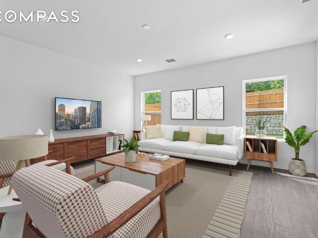Townhouse for sale in Manor