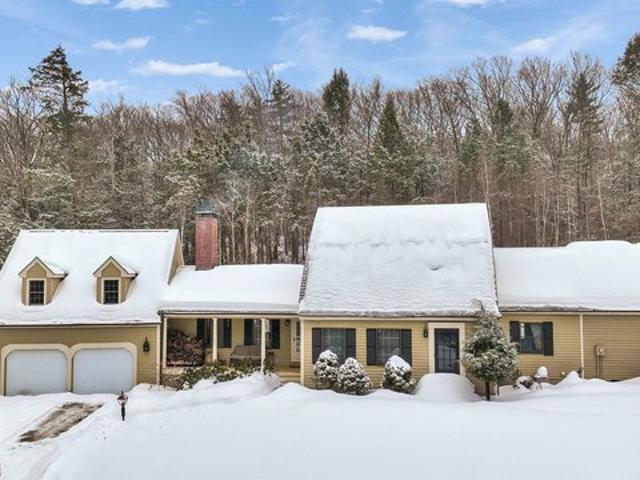 House for sale in New Hampshire