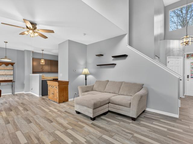 Townhouse for sale in Dekalb, Illinois