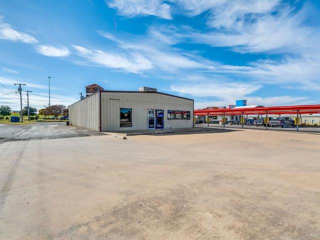 Commercial for sale in Eastland, Texas