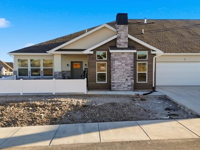 Townhouse for sale in Saratoga Springs, Utah
