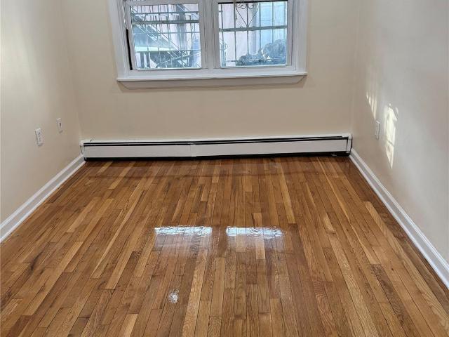 Property for rent in The Bronx, Arverne