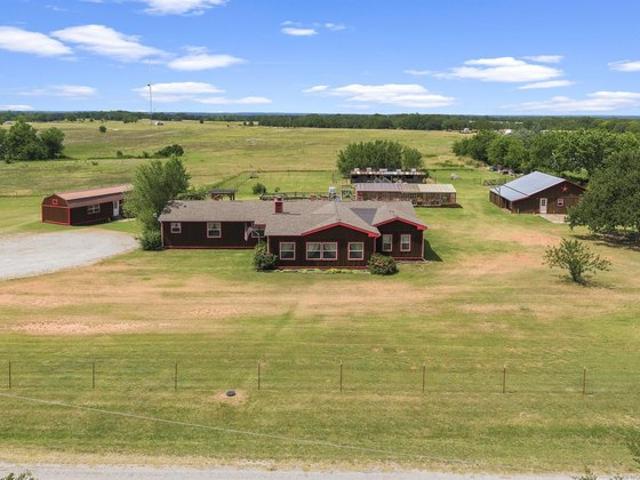 House for sale in Carter, Oklahoma