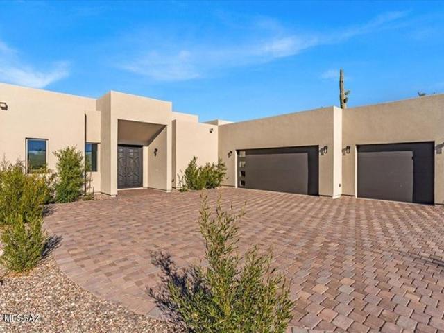 House for sale in Vail, Arizona